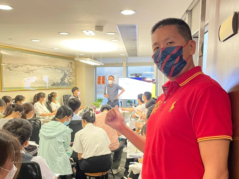 參觀梁浩然律師事務所 – 活動相片